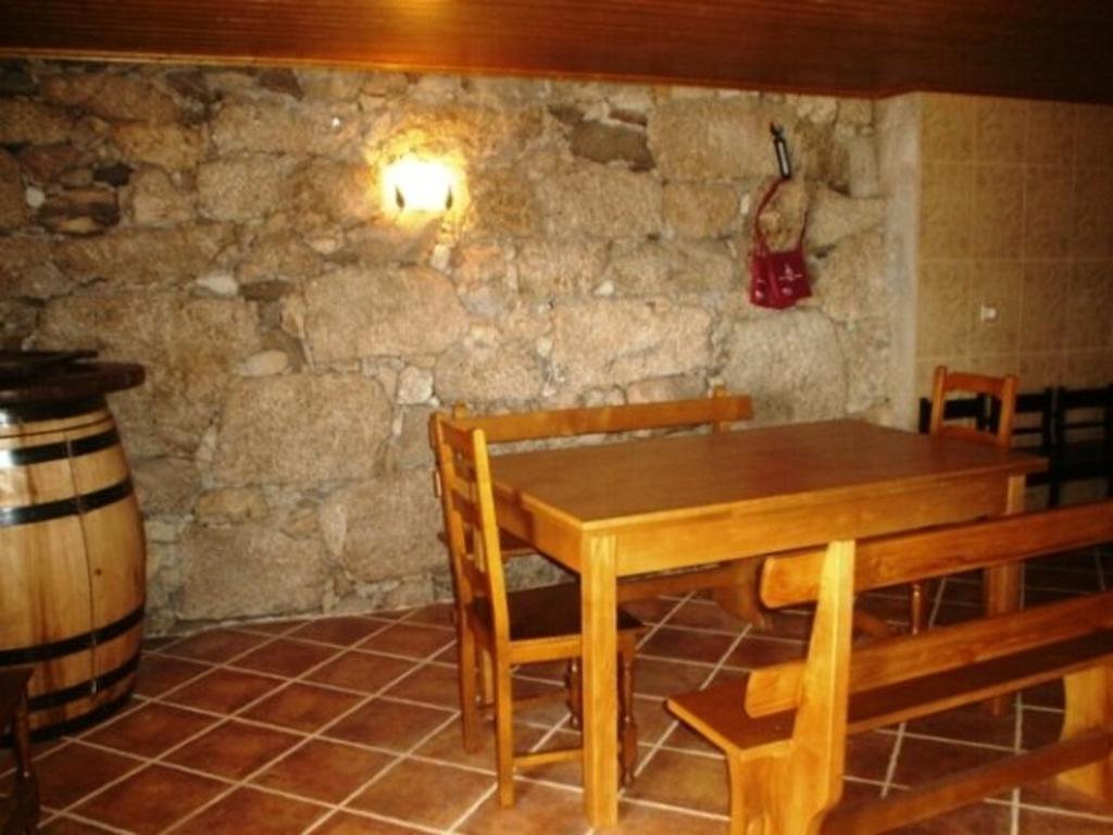 Refugio Dos Cregos Guest House Riba de Mouro Exterior photo